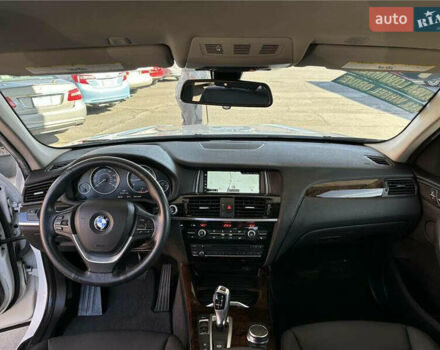 Белый БМВ Х3, объемом двигателя 2 л и пробегом 79 тыс. км за 3000 $, фото 9 на Automoto.ua