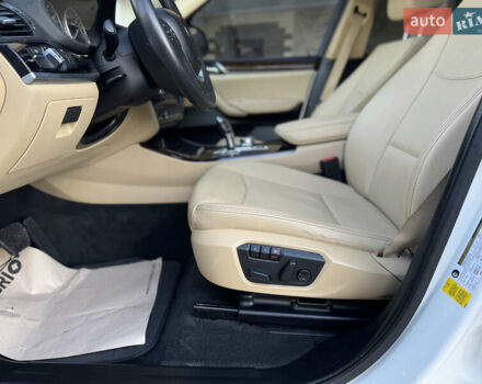 Білий БМВ Х3, об'ємом двигуна 2 л та пробігом 221 тис. км за 13500 $, фото 21 на Automoto.ua