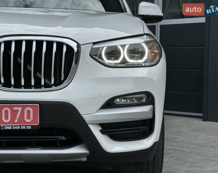 Білий БМВ Х3, об'ємом двигуна 2 л та пробігом 220 тис. км за 23500 $, фото 2 на Automoto.ua