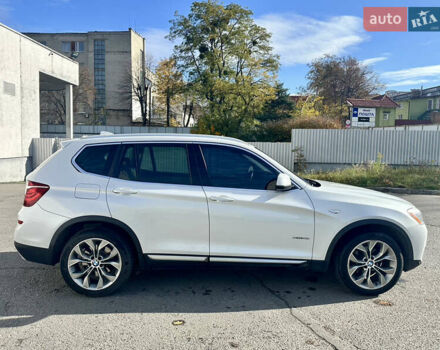 Білий БМВ Х3, об'ємом двигуна 2 л та пробігом 207 тис. км за 18200 $, фото 11 на Automoto.ua