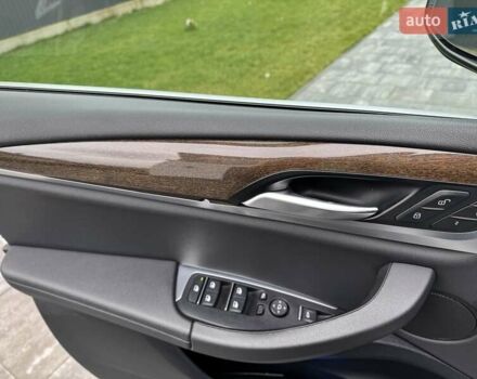 Белый БМВ Х3, объемом двигателя 2 л и пробегом 98 тыс. км за 31000 $, фото 24 на Automoto.ua