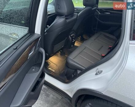 Белый БМВ Х3, объемом двигателя 2 л и пробегом 98 тыс. км за 31000 $, фото 38 на Automoto.ua