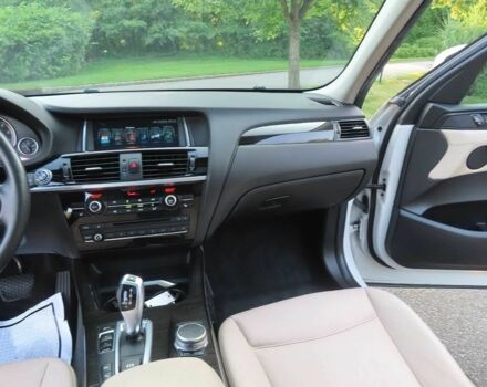 Белый БМВ Х3, объемом двигателя 2 л и пробегом 96 тыс. км за 13000 $, фото 18 на Automoto.ua