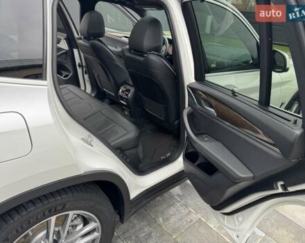 Белый БМВ Х3, объемом двигателя 2 л и пробегом 98 тыс. км за 31000 $, фото 9 на Automoto.ua