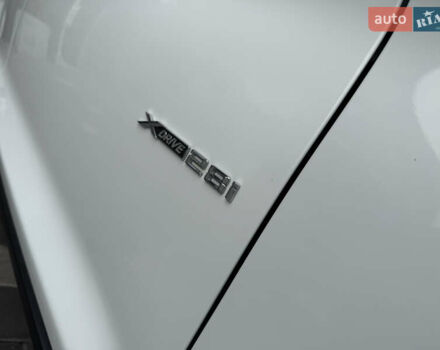 Белый БМВ Х3, объемом двигателя 2 л и пробегом 170 тыс. км за 16500 $, фото 7 на Automoto.ua