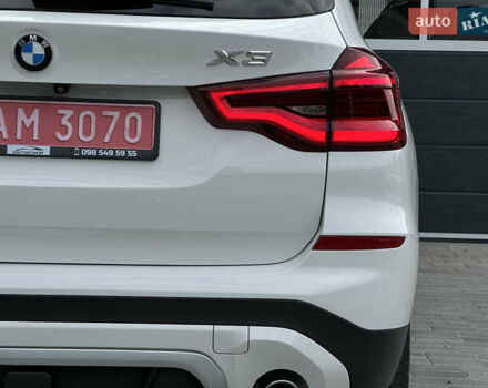 Білий БМВ Х3, об'ємом двигуна 2 л та пробігом 220 тис. км за 23500 $, фото 10 на Automoto.ua