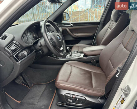 Белый БМВ Х3, объемом двигателя 2 л и пробегом 115 тыс. км за 17800 $, фото 5 на Automoto.ua