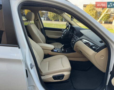 Білий БМВ Х3, об'ємом двигуна 2 л та пробігом 221 тис. км за 13500 $, фото 32 на Automoto.ua