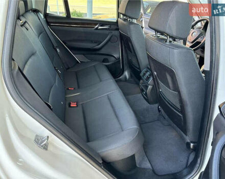 Белый БМВ Х3, объемом двигателя 2 л и пробегом 79 тыс. км за 3000 $, фото 12 на Automoto.ua