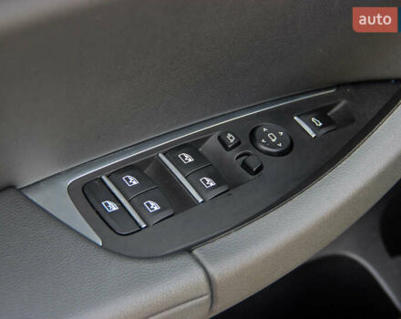 Білий БМВ Х3, об'ємом двигуна 2 л та пробігом 60 тис. км за 26500 $, фото 15 на Automoto.ua