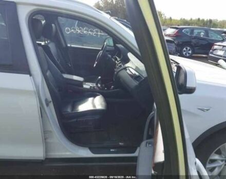 Белый БМВ Х3, объемом двигателя 2 л и пробегом 170 тыс. км за 5000 $, фото 4 на Automoto.ua