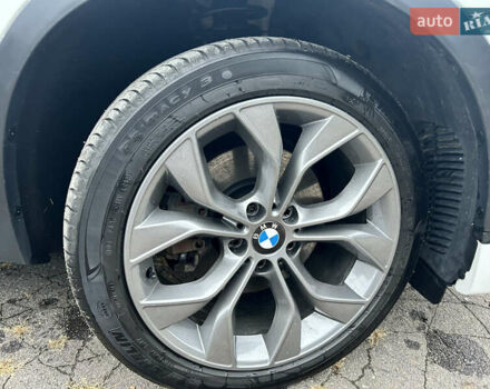 Белый БМВ Х3, объемом двигателя 2 л и пробегом 112 тыс. км за 18700 $, фото 25 на Automoto.ua