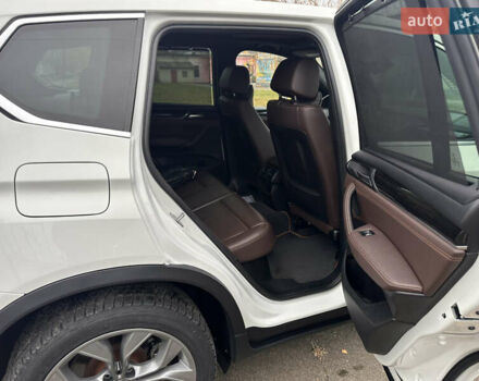 Белый БМВ Х3, объемом двигателя 2 л и пробегом 115 тыс. км за 17800 $, фото 17 на Automoto.ua