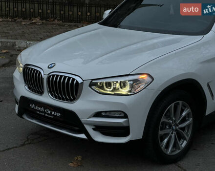 Белый БМВ Х3, объемом двигателя 2 л и пробегом 178 тыс. км за 25899 $, фото 3 на Automoto.ua