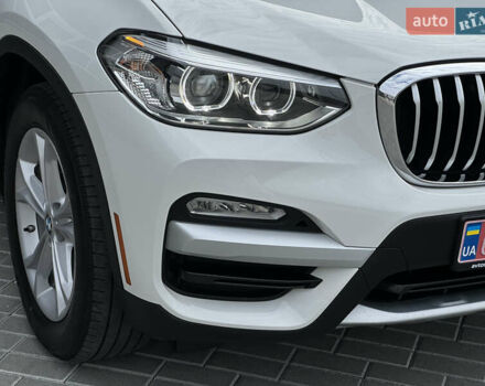 Білий БМВ Х3, об'ємом двигуна 2 л та пробігом 220 тис. км за 23500 $, фото 3 на Automoto.ua