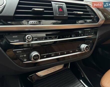 Білий БМВ Х3, об'ємом двигуна 2 л та пробігом 179 тис. км за 28500 $, фото 22 на Automoto.ua