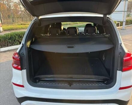 Белый БМВ Х3, объемом двигателя 2 л и пробегом 165 тыс. км за 27500 $, фото 10 на Automoto.ua