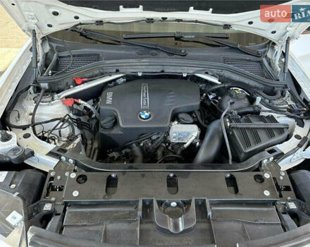 Белый БМВ Х3, объемом двигателя 2 л и пробегом 79 тыс. км за 3000 $, фото 15 на Automoto.ua