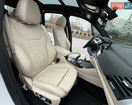 Белый БМВ Х3, объемом двигателя 2 л и пробегом 58 тыс. км за 33500 $, фото 30 на Automoto.ua