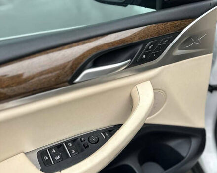 Белый БМВ Х3, объемом двигателя 2 л и пробегом 160 тыс. км за 24000 $, фото 7 на Automoto.ua