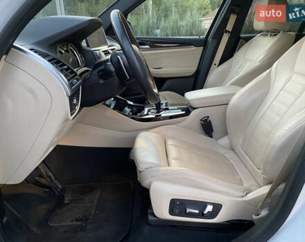 Белый БМВ Х3, объемом двигателя 2 л и пробегом 58 тыс. км за 36000 $, фото 28 на Automoto.ua