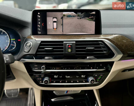 Білий БМВ Х3, об'ємом двигуна 3 л та пробігом 110 тис. км за 36900 $, фото 30 на Automoto.ua