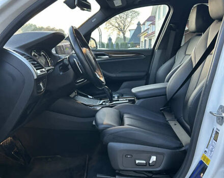 Белый БМВ Х3, объемом двигателя 2 л и пробегом 174 тыс. км за 24450 $, фото 10 на Automoto.ua