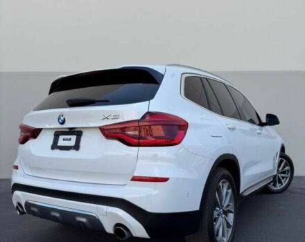 Белый БМВ Х3, объемом двигателя 2 л и пробегом 87 тыс. км за 9300 $, фото 4 на Automoto.ua