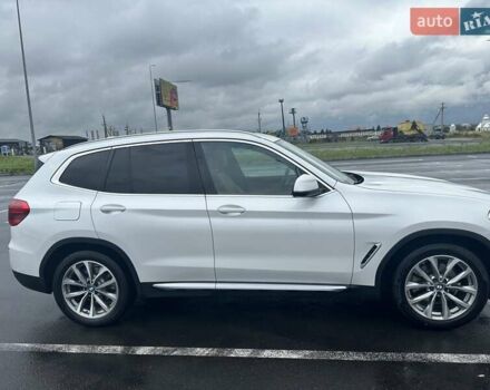 Белый БМВ Х3, объемом двигателя 2 л и пробегом 140 тыс. км за 29000 $, фото 2 на Automoto.ua