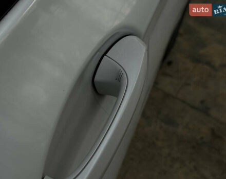 Белый БМВ Х3, объемом двигателя 2 л и пробегом 170 тыс. км за 24500 $, фото 19 на Automoto.ua