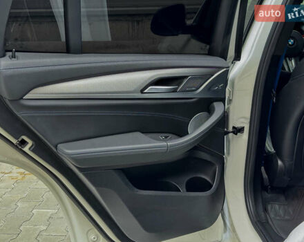 Белый БМВ Х3, объемом двигателя 3 л и пробегом 147 тыс. км за 33500 $, фото 36 на Automoto.ua