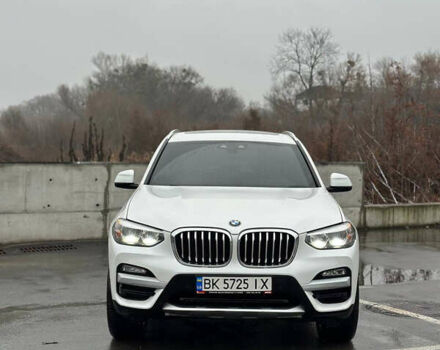 Белый БМВ Х3, объемом двигателя 2 л и пробегом 160 тыс. км за 24000 $, фото 1 на Automoto.ua