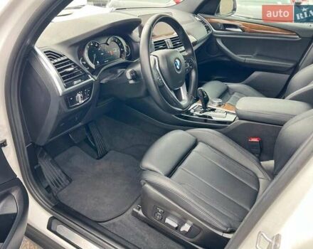 Білий БМВ Х3, об'ємом двигуна 2 л та пробігом 82 тис. км за 9800 $, фото 10 на Automoto.ua
