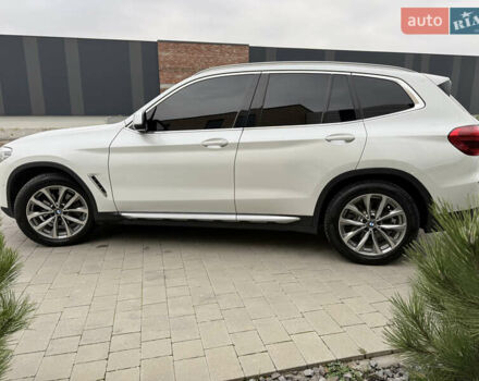 Белый БМВ Х3, объемом двигателя 2 л и пробегом 87 тыс. км за 31500 $, фото 5 на Automoto.ua