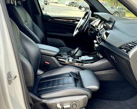 Білий БМВ Х3, об'ємом двигуна 2 л та пробігом 81 тис. км за 28700 $, фото 33 на Automoto.ua