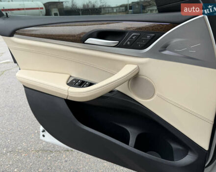 Белый БМВ Х3, объемом двигателя 2 л и пробегом 58 тыс. км за 33500 $, фото 41 на Automoto.ua