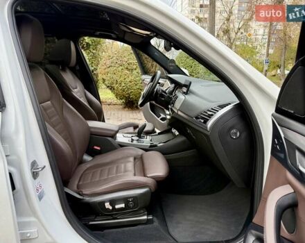 Белый БМВ Х3, объемом двигателя 2 л и пробегом 109 тыс. км за 31900 $, фото 60 на Automoto.ua