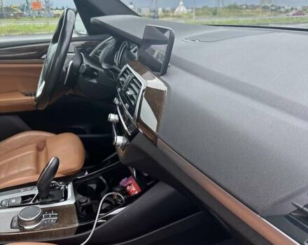 Белый БМВ Х3, объемом двигателя 2 л и пробегом 140 тыс. км за 29000 $, фото 17 на Automoto.ua