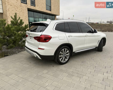 Белый БМВ Х3, объемом двигателя 2 л и пробегом 87 тыс. км за 31500 $, фото 3 на Automoto.ua