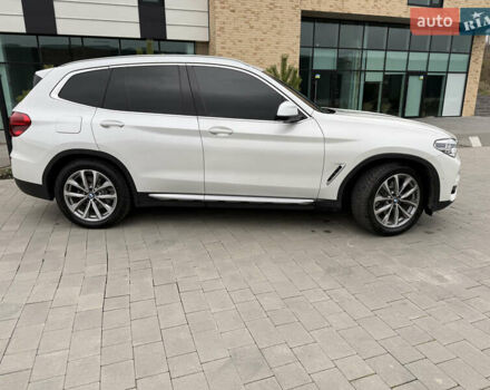 Белый БМВ Х3, объемом двигателя 2 л и пробегом 87 тыс. км за 31500 $, фото 2 на Automoto.ua