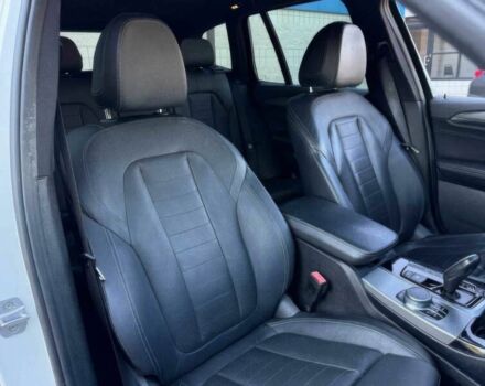 Белый БМВ Х3, объемом двигателя 2 л и пробегом 43 тыс. км за 13500 $, фото 7 на Automoto.ua