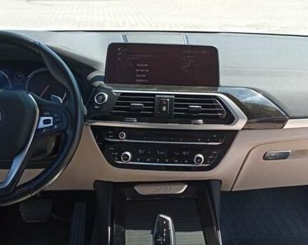 Белый БМВ Х3, объемом двигателя 2 л и пробегом 179 тыс. км за 33500 $, фото 5 на Automoto.ua