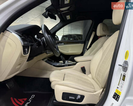 Белый БМВ Х3, объемом двигателя 3 л и пробегом 111 тыс. км за 34500 $, фото 20 на Automoto.ua