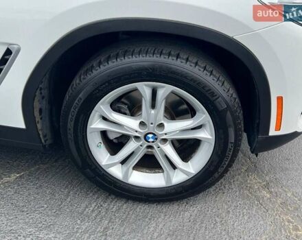 Білий БМВ Х3, об'ємом двигуна 2 л та пробігом 82 тис. км за 9800 $, фото 7 на Automoto.ua