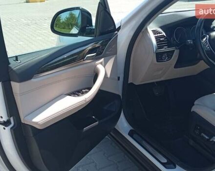 Белый БМВ Х3, объемом двигателя 2 л и пробегом 179 тыс. км за 33500 $, фото 2 на Automoto.ua