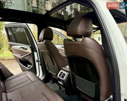 Белый БМВ Х3, объемом двигателя 2 л и пробегом 109 тыс. км за 31900 $, фото 48 на Automoto.ua