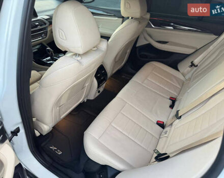 БМВ Х3 2018 в Черновцах на Automoto.ua Белый БМВ Х3, объемом двигателя 2 л и пробегом 146 тыс. км за 26900 $, фото 14 на Automoto.ua