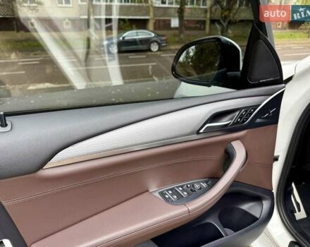 Белый БМВ Х3, объемом двигателя 2 л и пробегом 109 тыс. км за 31900 $, фото 72 на Automoto.ua