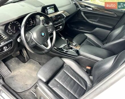 Белый БМВ Х3, объемом двигателя 2 л и пробегом 127 тыс. км за 25499 $, фото 11 на Automoto.ua