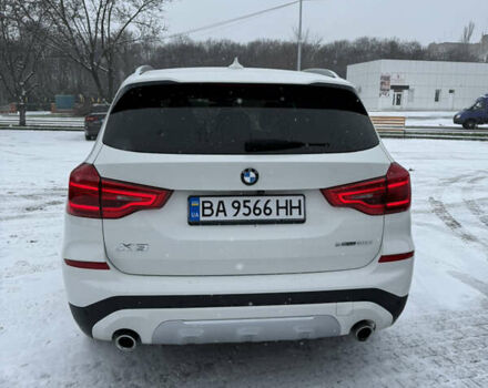 Белый БМВ Х3, объемом двигателя 2 л и пробегом 68 тыс. км за 27999 $, фото 4 на Automoto.ua